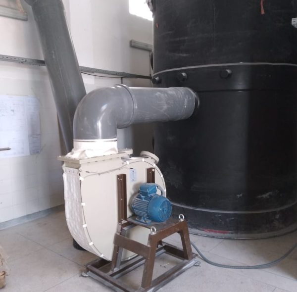 Réservoirs De Stockage Thermoplastiques