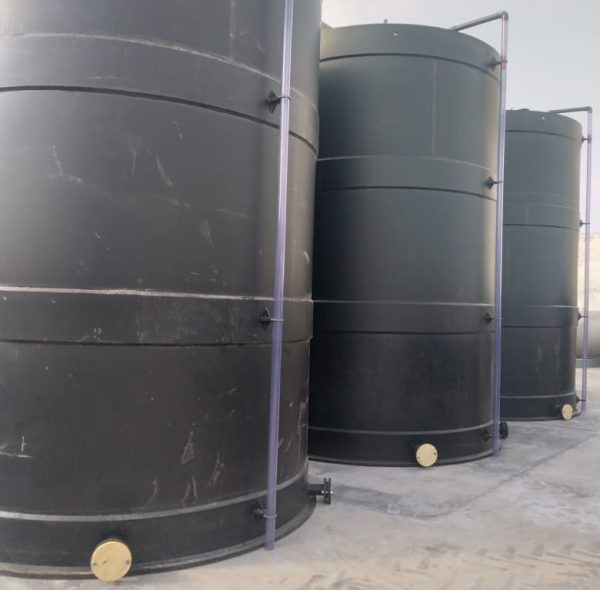 Réservoirs De Stockage Thermoplastiques